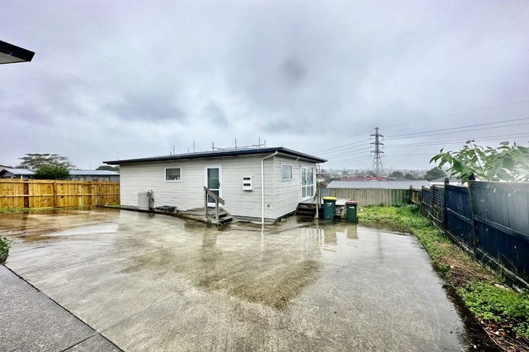Photo of property in 103 Flat Bush Road, Clover Park, Auckland, 2023