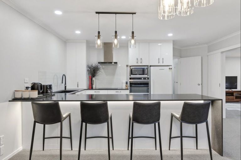 Photo of property in 26 Oaklands Drive, Cambridge, 3434