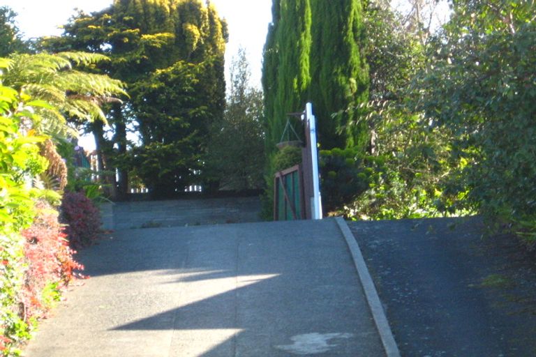 Photo of property in 8b Mayfair Place, Westown, New Plymouth, 4310