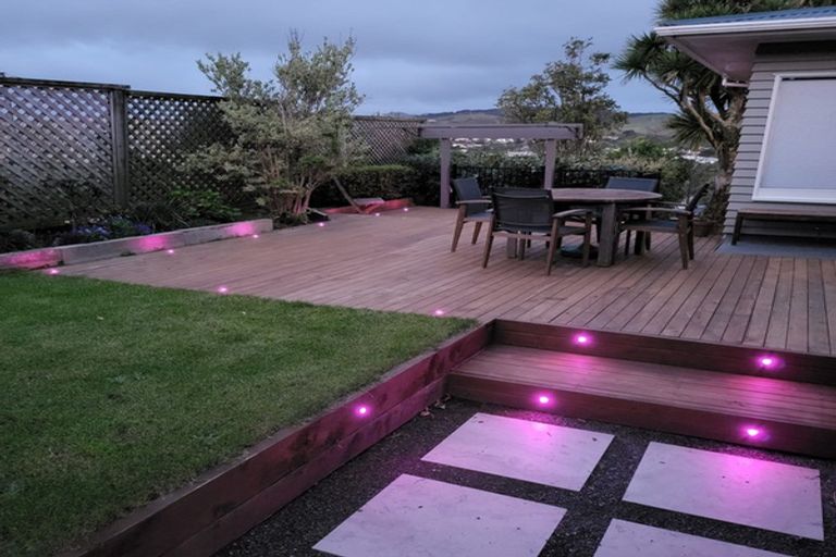 Photo of property in 6 Clifford Road, Johnsonville, Wellington, 6037