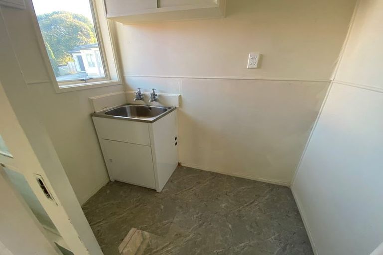 Photo of property in 9 Surrey Street, Manurewa, Auckland, 2102