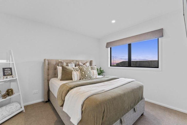 Photo of property in 2 Seven Oaks Drive, Kinloch, Taupo, 3377