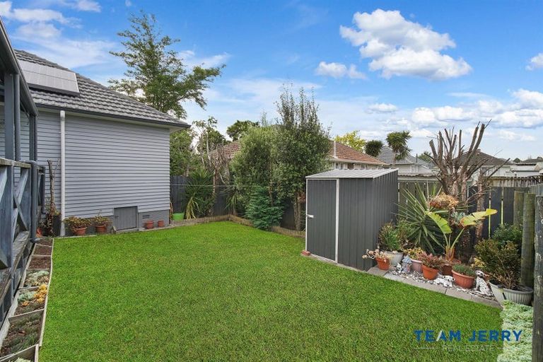 Photo of property in 111 Porchester Road, Papakura, 2110