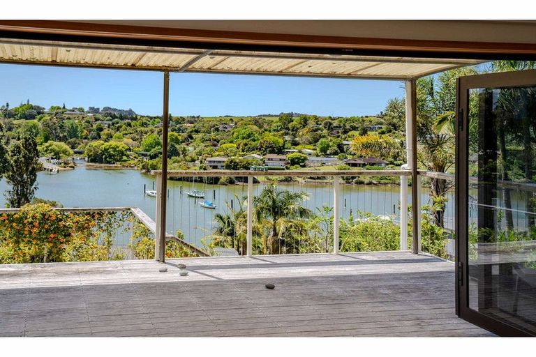 Photo of property in 30 Riverview Road, Kerikeri, 0230