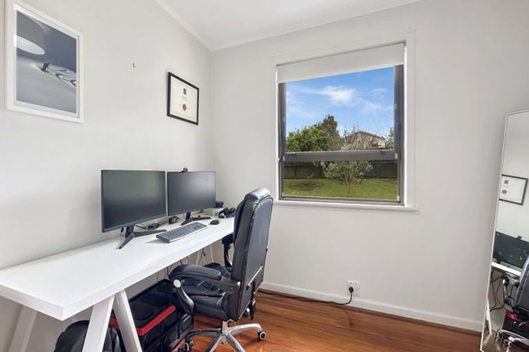 Photo of property in 23 Sloane Street, Glen Innes, Auckland, 1072