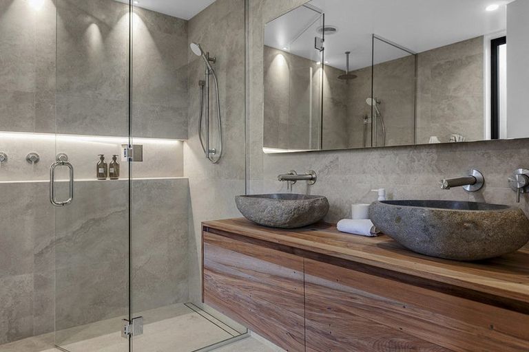 Photo of property in 2 Dray Place, Halswell, Christchurch, 8025