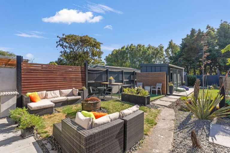 Photo of property in 47 Kings Avenue, Waikuku Beach, 7402