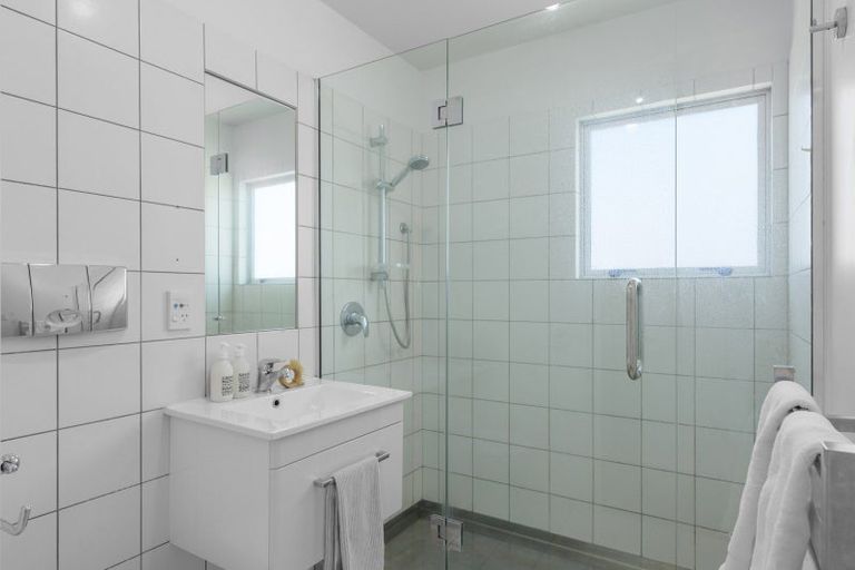 Photo of property in 1/22 Stoneyhurst Street, St Albans, Christchurch, 8014