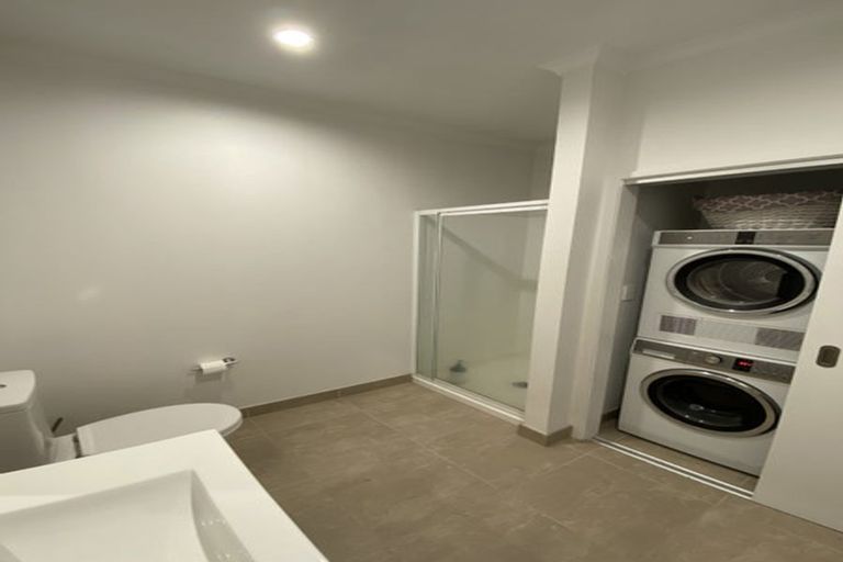 Photo of property in 2 Grey Warbler Road, Hobsonville, Auckland, 0616