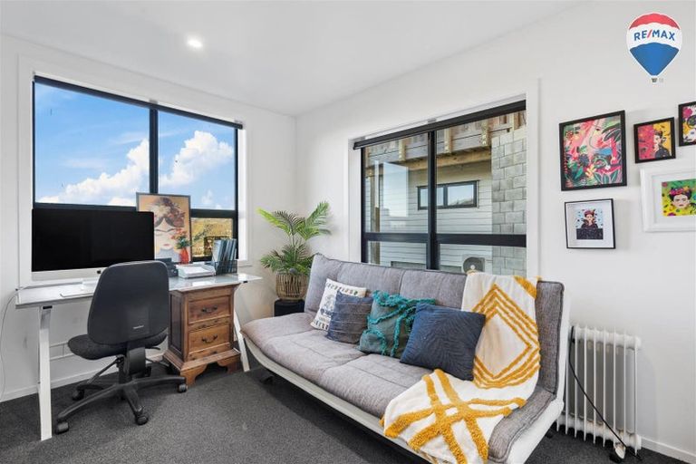 Photo of property in 18 Cathie Place, Karori, Wellington, 6012