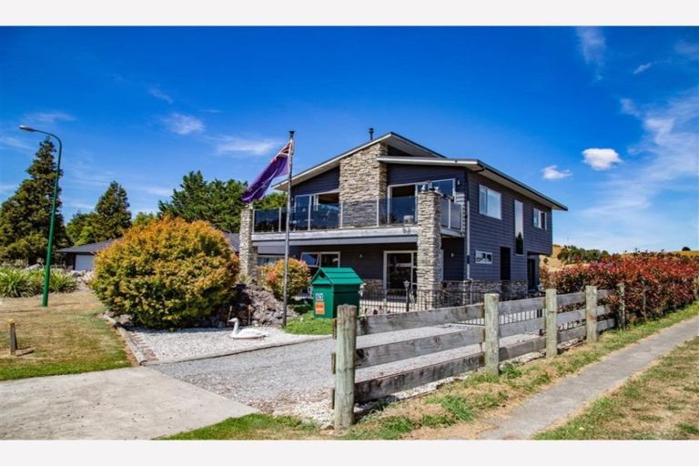 Photo of property in 53 Snowmass Drive, Ohakune, 4625