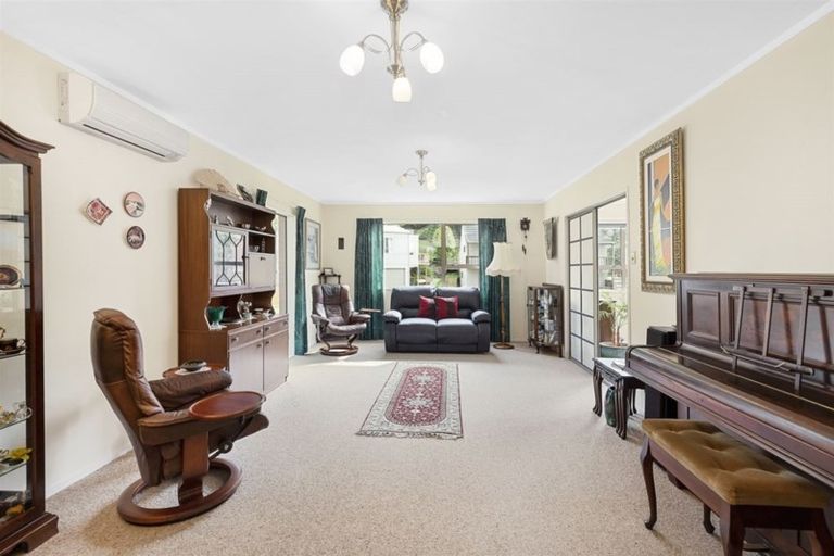 Photo of property in 9 Bowline Place, Whitby, Porirua, 5024