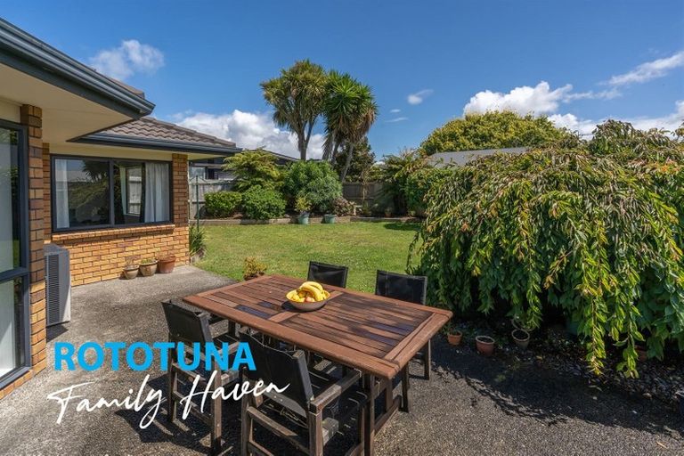 Photo of property in 151 Rototuna Road, Rototuna, Hamilton, 3210