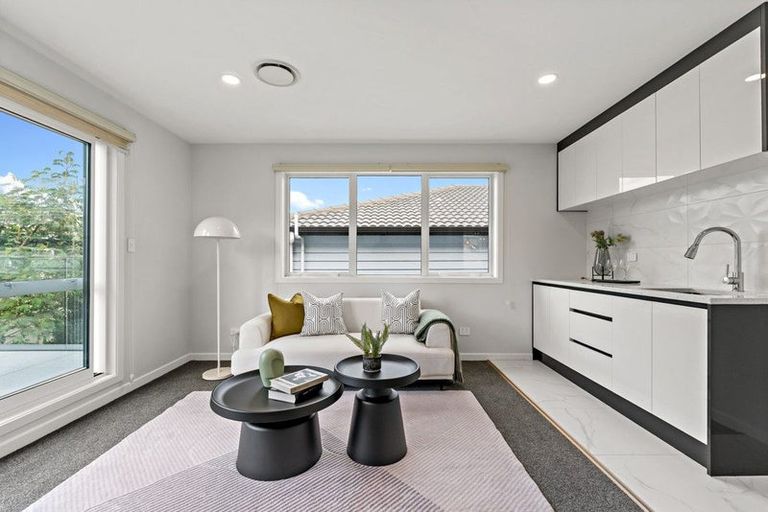 Photo of property in 206b Clovelly Road, Bucklands Beach, Auckland, 2012