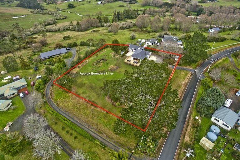 Photo of property in 56 Jeffs Road, Dairy Flat, Albany, 0794