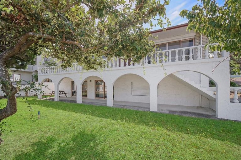 Photo of property in 2 Icarus Place, Half Moon Bay, Auckland, 2012