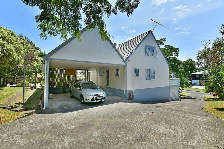 Photo of property in 16 Kenneth Hopper Place, Manly, Whangaparaoa, 0930