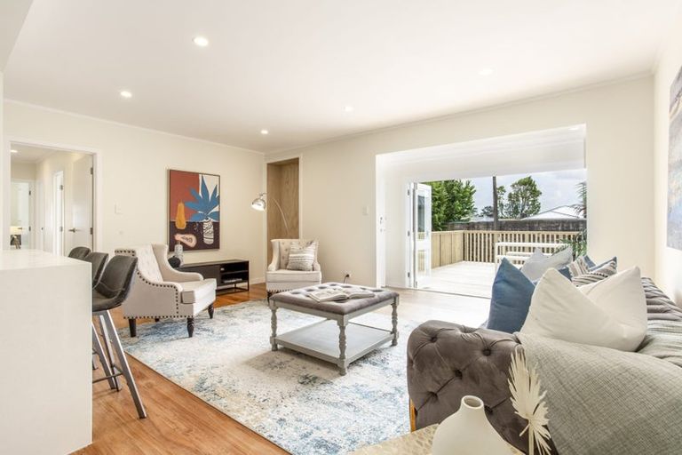 Photo of property in 54 St Leonards Road, Kelston, Auckland, 0602