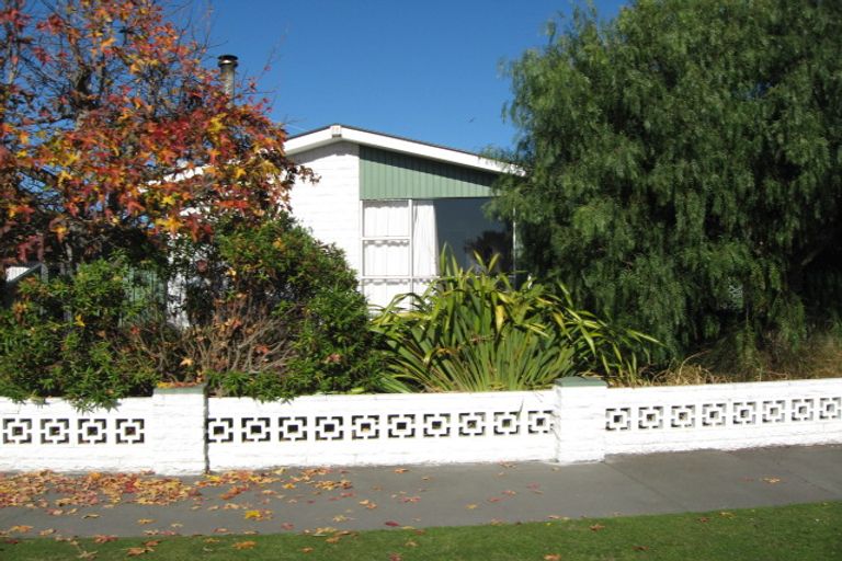Photo of property in 9 Bidwell Place, Hillmorton, Christchurch, 8025