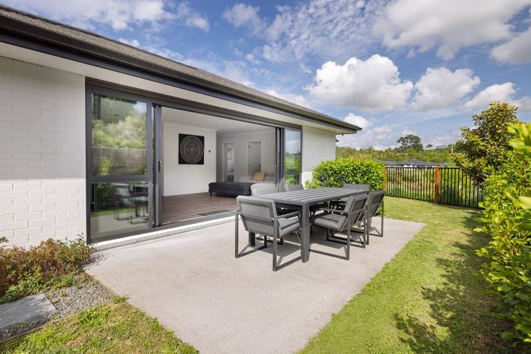 Photo of property in 84 Pakanga Grove, Pyes Pa, Tauranga, 3112