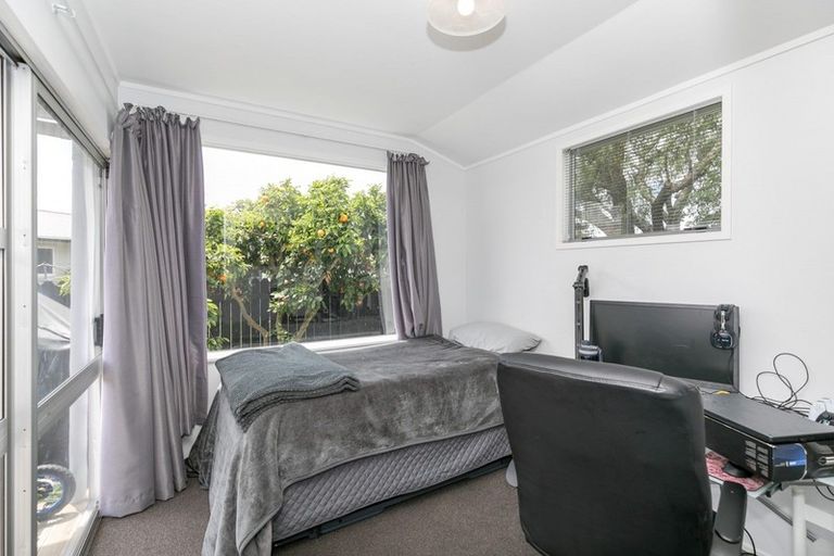 Photo of property in 392a Kahikatea Drive, Dinsdale, Hamilton, 3204