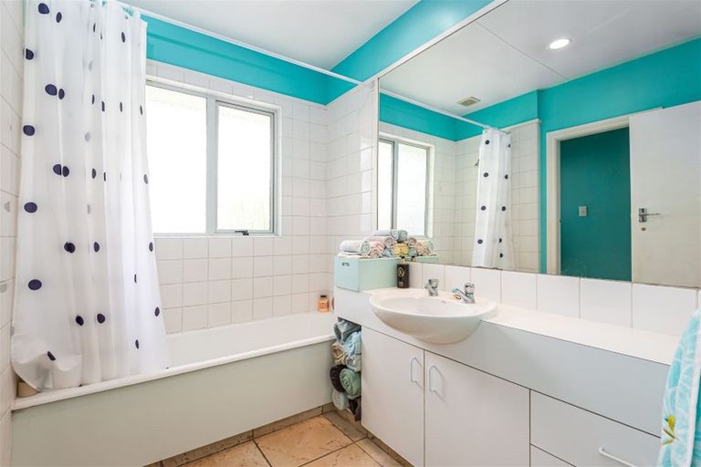 Photo of property in 132 Bishop Street, St Albans, Christchurch, 8014