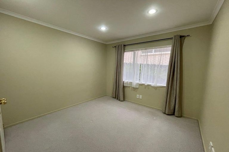 Photo of property in 3 Carnelian Court, Westgate, Auckland, 0614