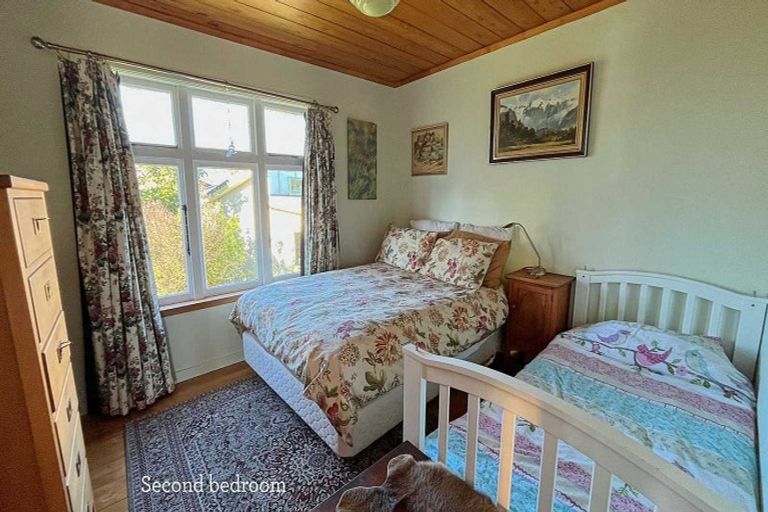 Photo of property in 71 Snodgrass Road, Westport, 7892