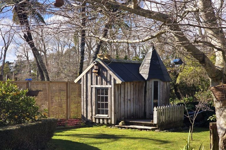 Photo of property in 5 Bosworth Street, Egmont Village, 4372