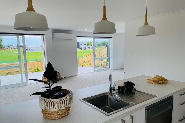 Photo of property in 11 Apostle Mews, Papamoa, 3118