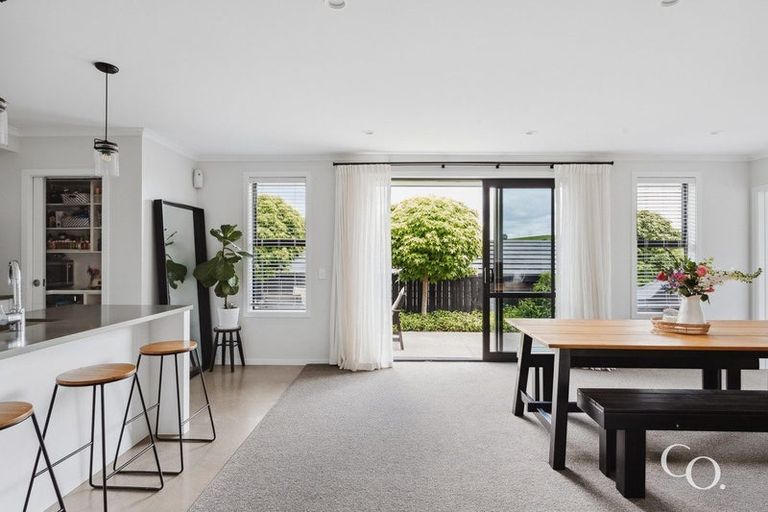 Photo of property in 15 Ballintoy Park Drive, Welcome Bay, Tauranga, 3175