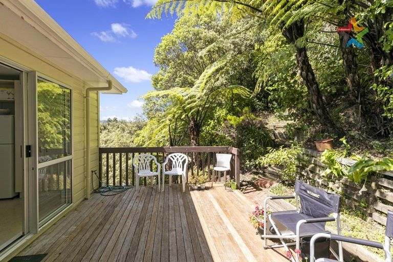 Photo of property in 89 Miromiro Road, Normandale, Lower Hutt, 5010