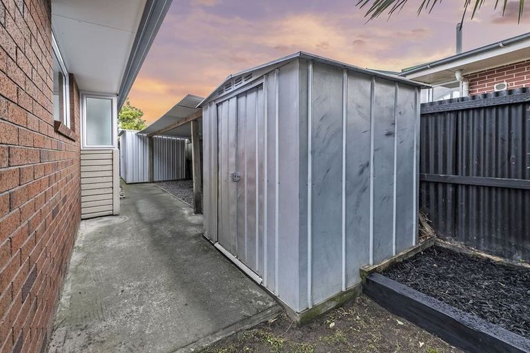 Photo of property in 2/57 Cutts Road, Russley, Christchurch, 8042