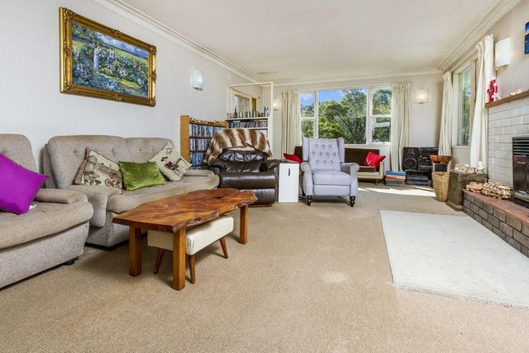 Photo of property in 26 Awaruku Road, Torbay, Auckland, 0630
