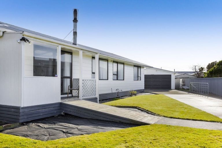Photo of property in 77 Patu-kukupa Street, Manaia, 4612