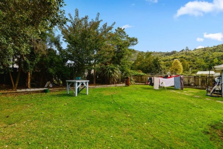 Photo of property in 8 Park Road, Western Heights, Rotorua, 3015