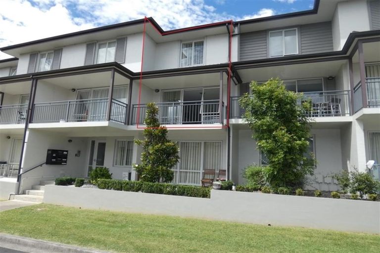 Photo of property in 3/25 Opito Way, East Tamaki, Auckland, 2013