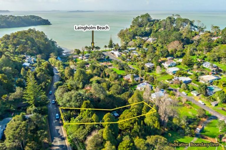 Photo of property in 85 Warner Park Avenue, Laingholm, Auckland, 0604