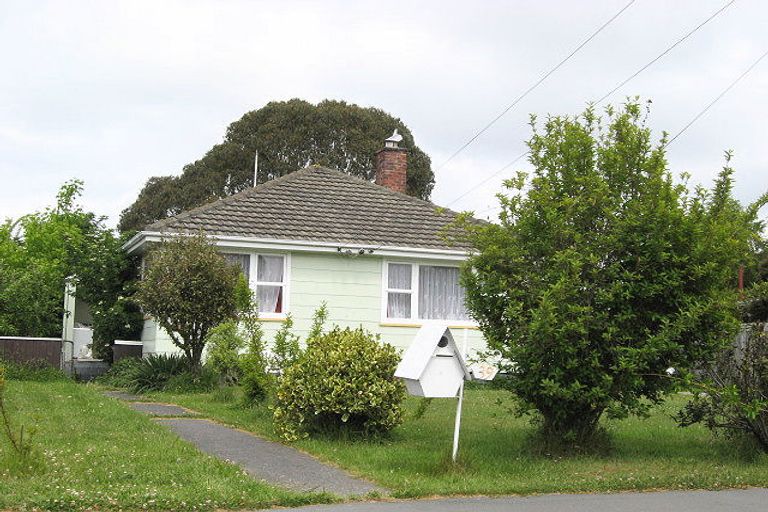 Photo of property in 39 Hollyford Avenue, Bryndwr, Christchurch, 8053