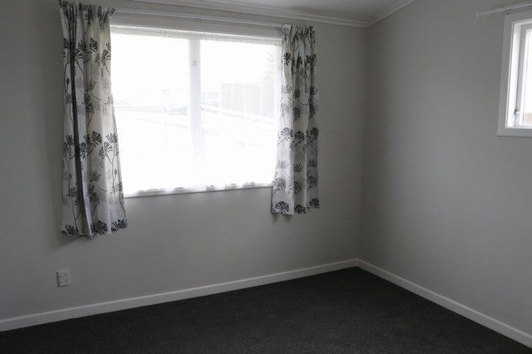 Photo of property in 18 Murch Place, Tawhero, Whanganui, 4500