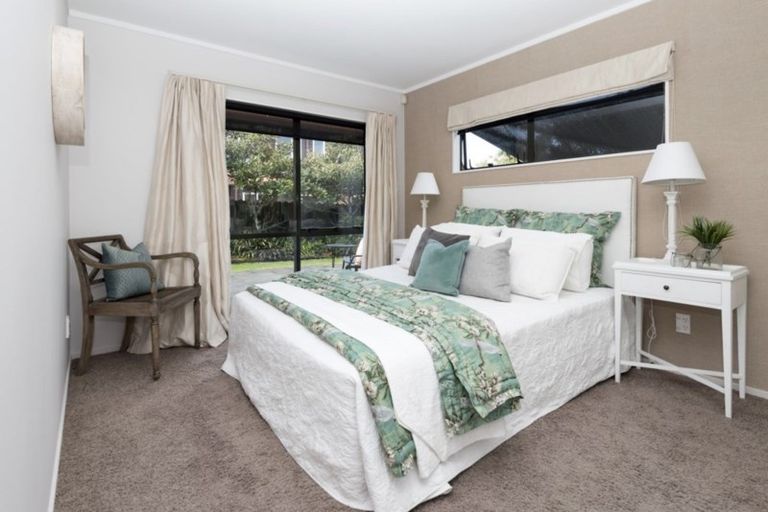Photo of property in 7 Robina Court, Burswood, Auckland, 2013