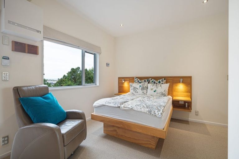 Photo of property in 44 Augusta Street, Redcliffs, Christchurch, 8081