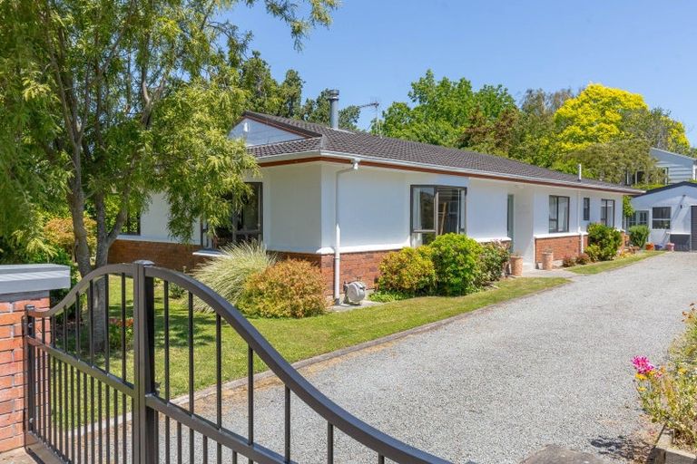 Photo of property in 9 Oak View Place, Greytown, 5712