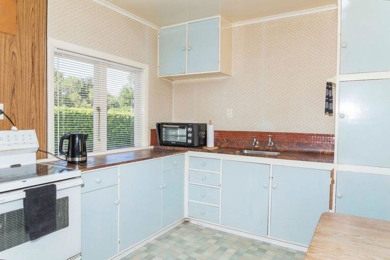 Photo of property in 27 Smith Street, Dannevirke, 4930