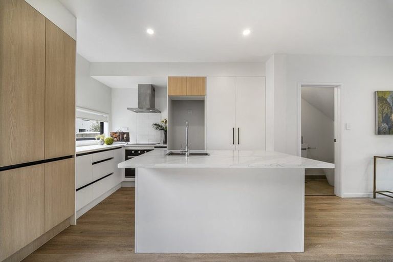 Photo of property in 40 Clay Works Lane, New Lynn, 0600