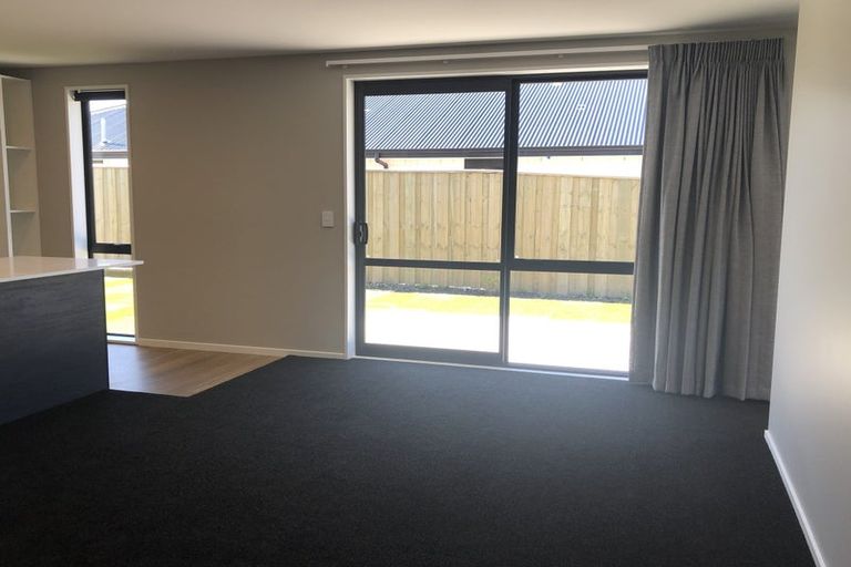 Photo of property in 32 Chris Drive, Rolleston, 7614