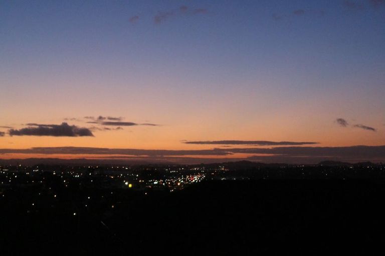 Photo of property in 49 Westerham Drive, Dannemora, Auckland, 2016