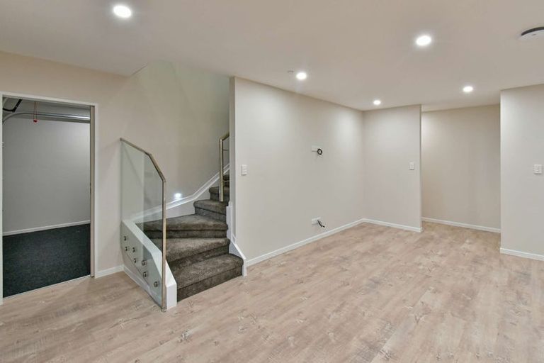 Photo of property in 43a Thompson Terrace, Manurewa, Auckland, 2102