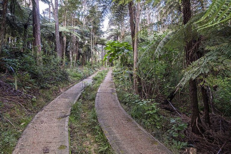 Photo of property in 74 Waiparera Road, Parua Bay, 0192