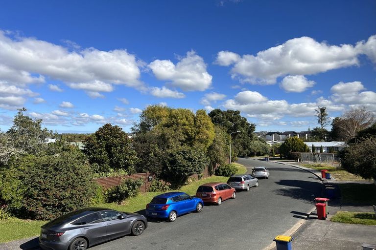 Photo of property in 1/39 Graham Avenue, Te Atatu Peninsula, Auckland, 0610